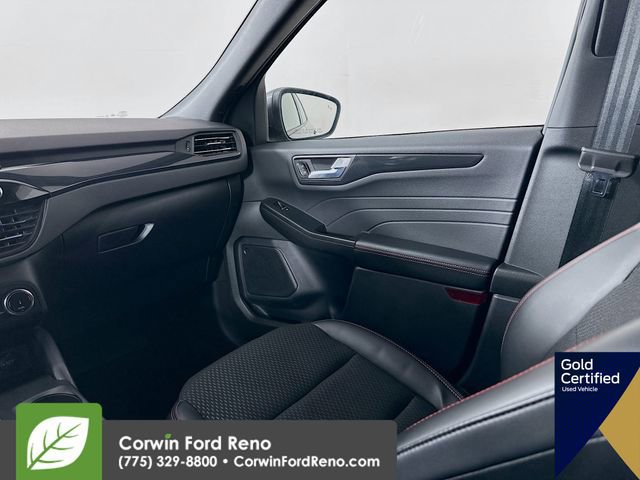 Certified 2025 Ford Escape ST-Line image 26