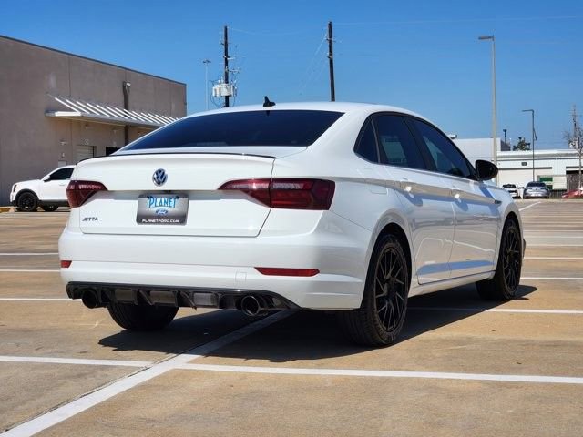 Used 2020 Volkswagen Jetta R-Line w/ R-Line Cold Weather Package image 5