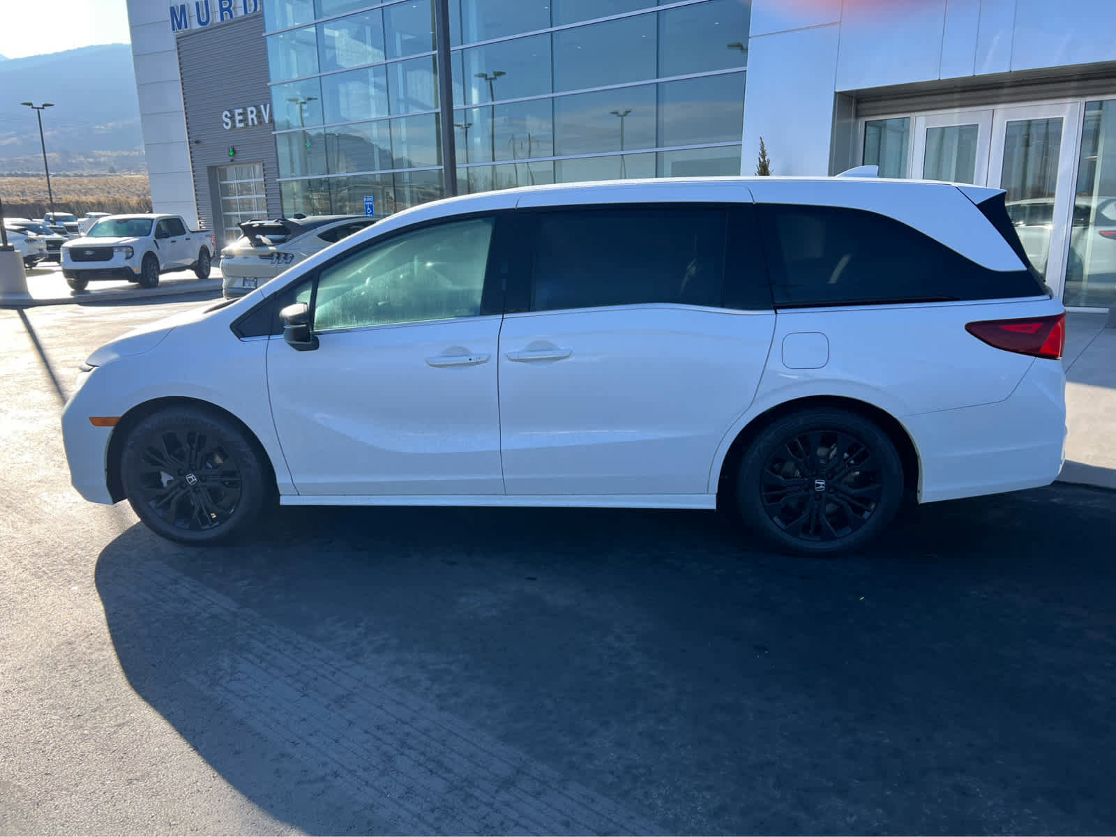 Used 2025 Honda Odyssey Sport-L image 3