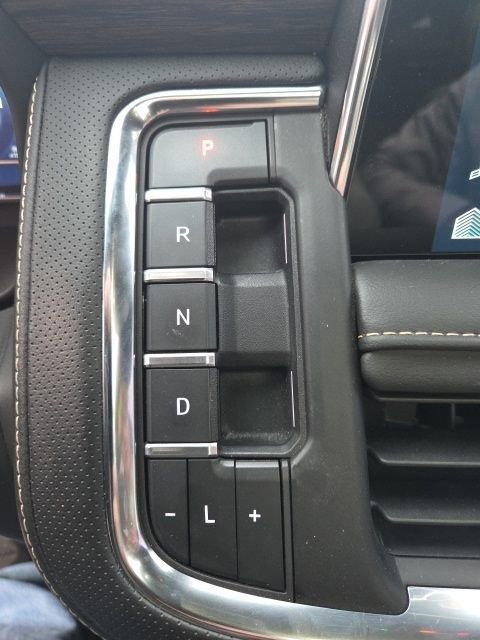 Used 2023 Chevrolet Tahoe Premier image 38