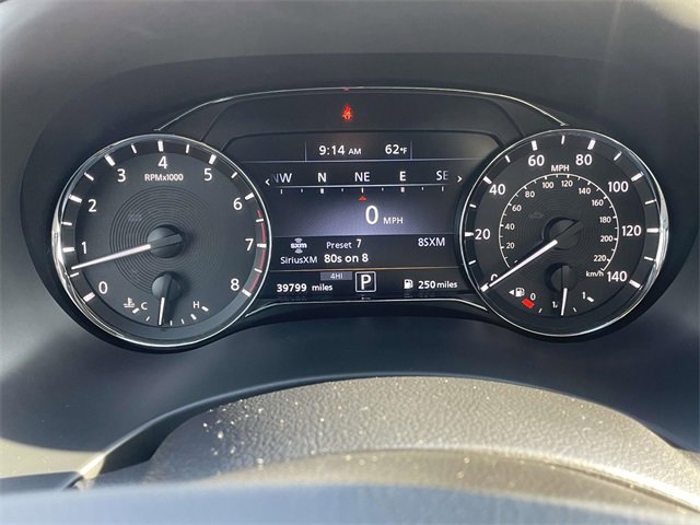 Used 2024 INFINITI QX80 Sensory image 5