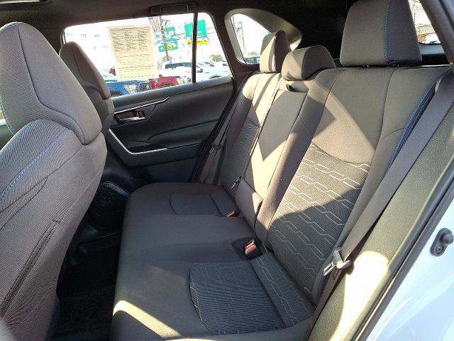 Used 2023 Toyota RAV4 SE image 10