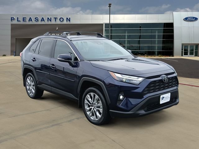 Used 2024 Toyota RAV4 XLE Premium FWD image 7