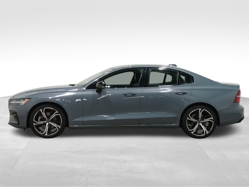Used 2024 Volvo S60 B5 Plus FWD image 8