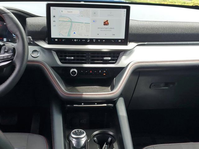 Certified 2025 Ford Explorer ST-Line image 18