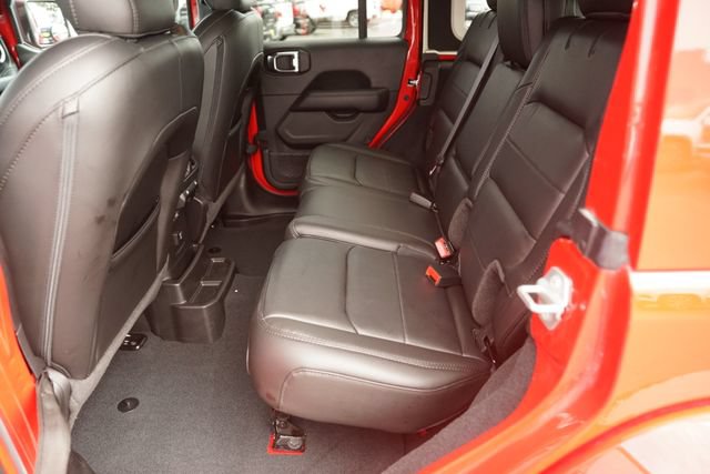 Used 2023 Jeep Wrangler Unlimited Sahara AWD/4WD image 12