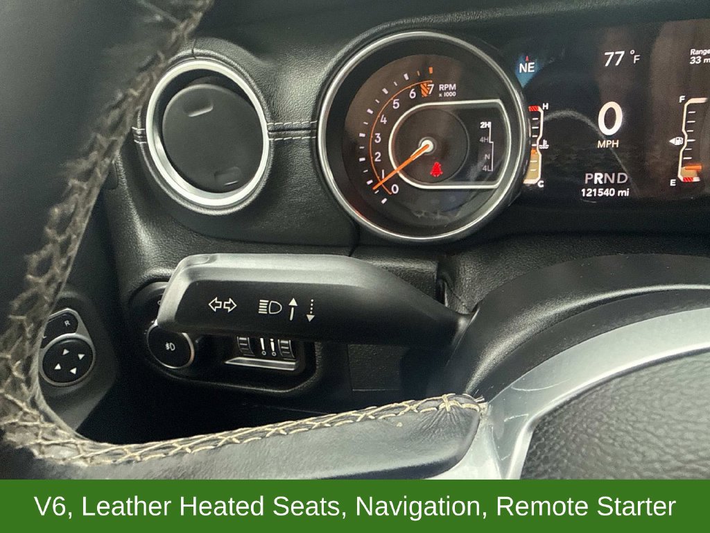 Used 2018 Jeep Wrangler Unlimited Sahara AWD/4WD image 31