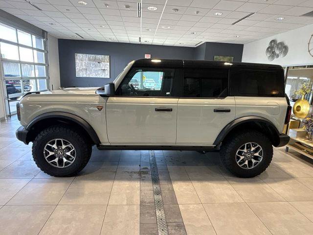 Certified 2025 Ford Bronco Badlands AWD/4WD image 6