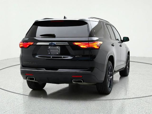 Used 2023 Chevrolet Traverse Premier w/ Redline Edition FWD image 7