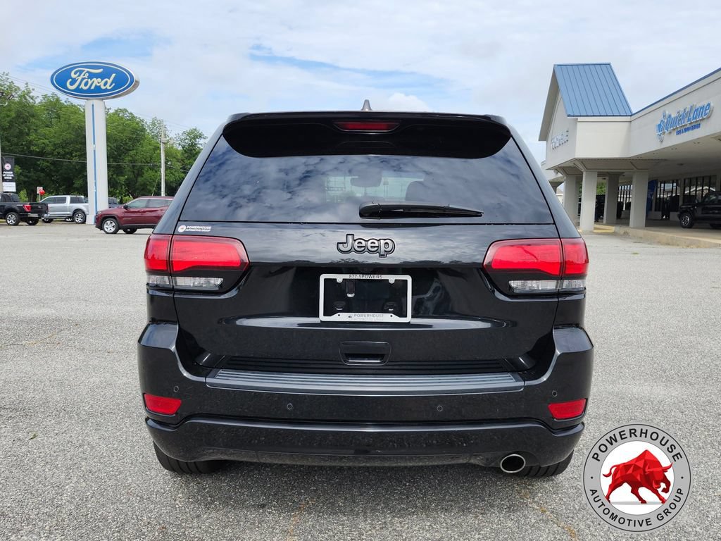 Used 2020 Jeep Grand Cherokee Altitude RWD image 4