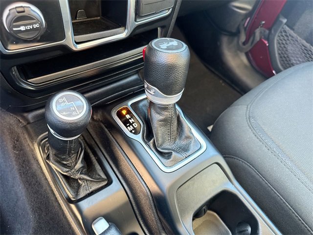 Used 2021 Jeep Wrangler Sport image 27