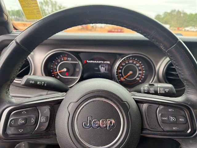 Used 2020 Jeep Wrangler Sport AWD/4WD image 12