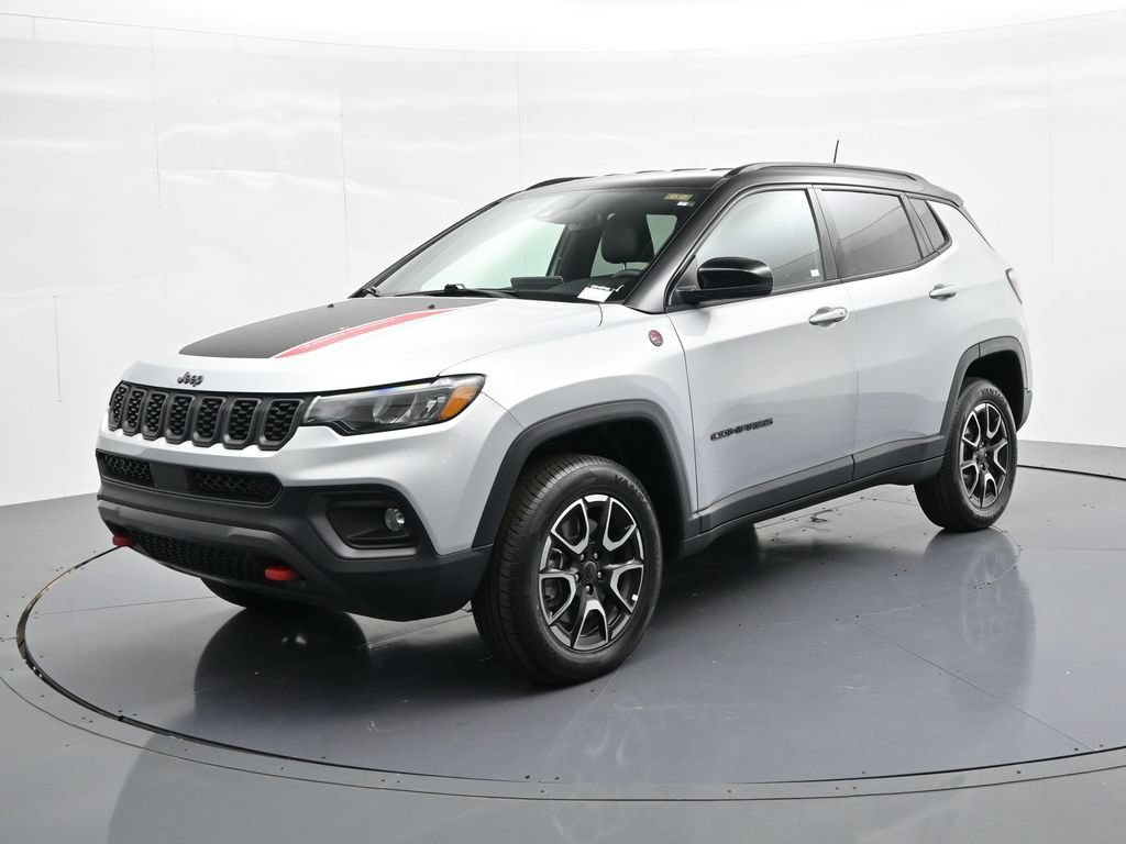 Used 2025 Jeep Compass Trailhawk