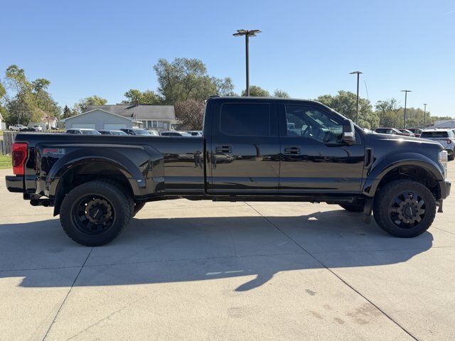 Certified 2021 Ford F450 Platinum w/ FX4 Off-Road Package AWD/4WD image 8
