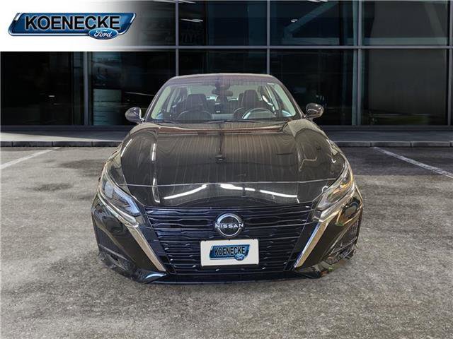 Used 2023 Nissan Altima 2.5 SV FWD image 8