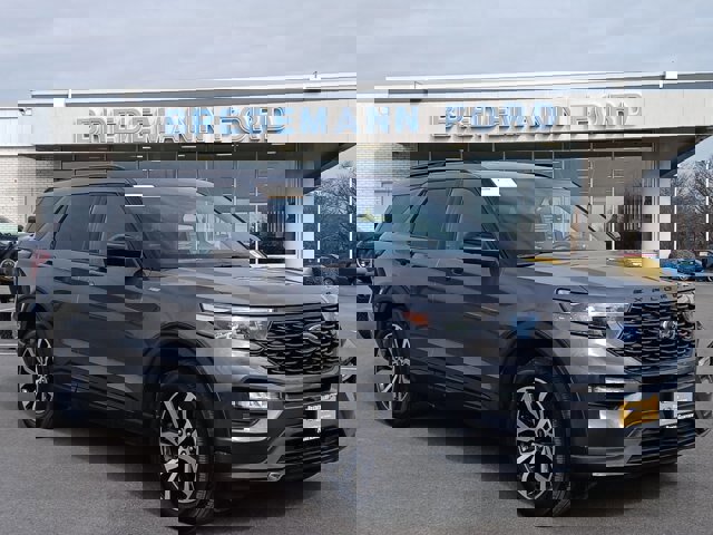 Certified 2023 Ford Explorer ST-Line w/ Class IV Trailer Tow Package image 7