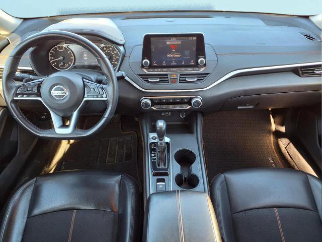 Used 2021 Nissan Altima 2.5 SR w/ SR Premium Package image 13