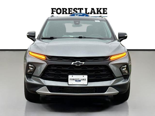 Used 2023 Chevrolet Blazer LT w/ Midnight/Sport Edition AWD/4WD image 2