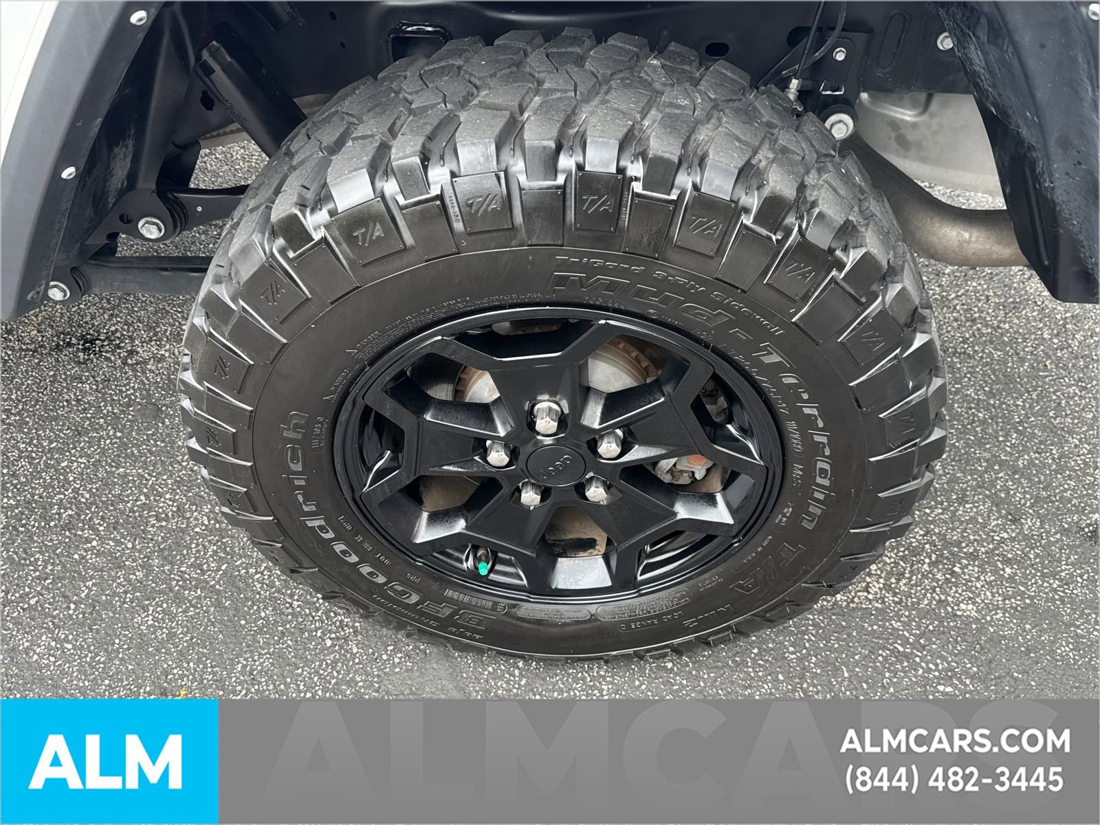 Used 2022 Jeep Gladiator Willys image 23