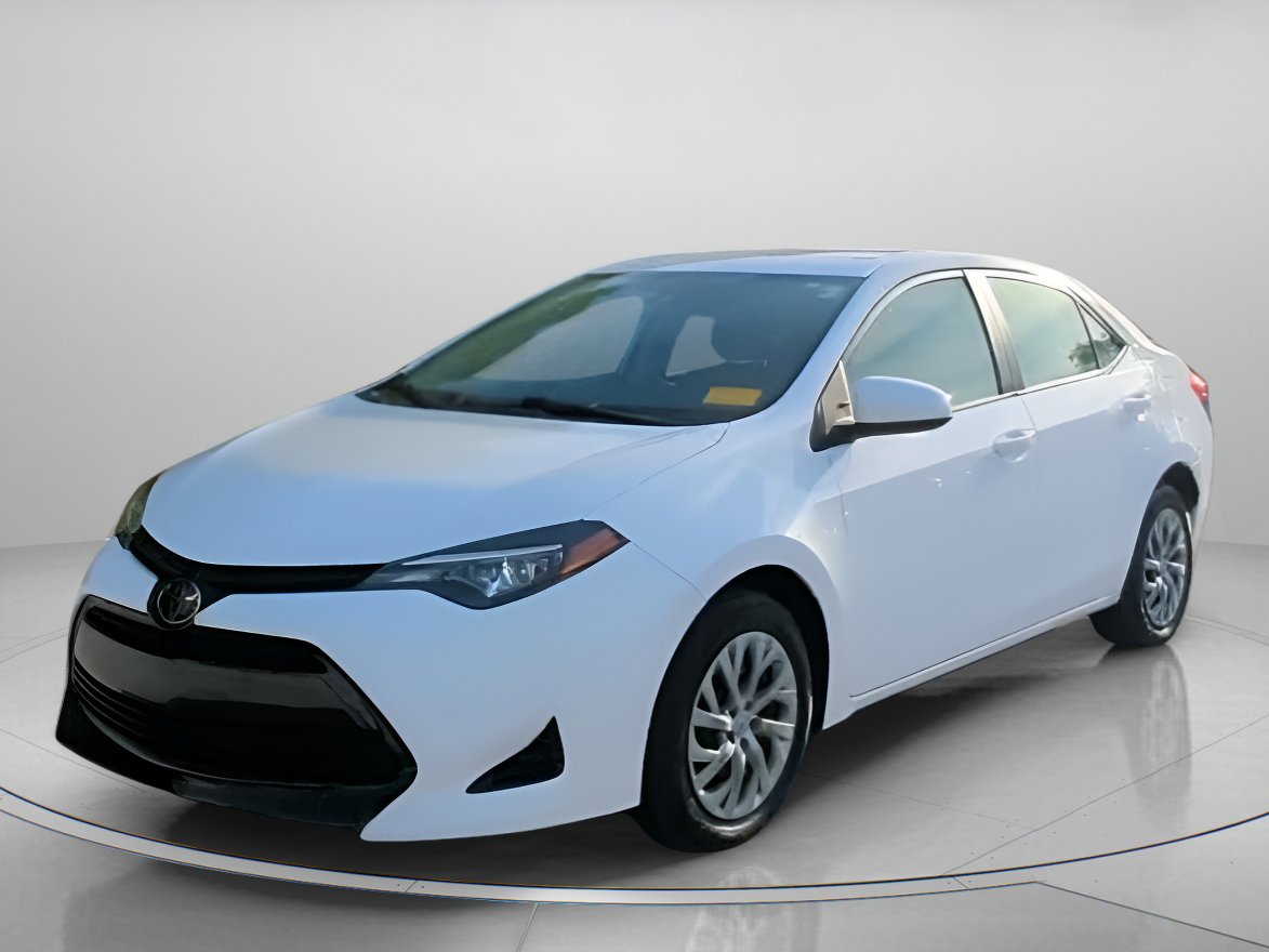 Used 2018 Toyota Corolla LE image 11