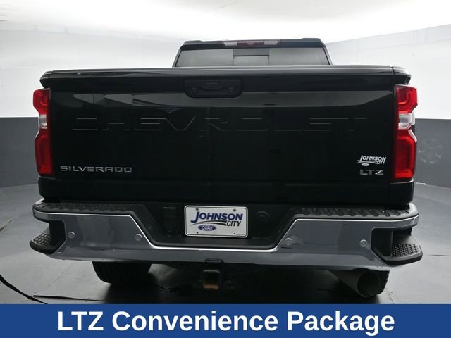 Used 2022 Chevrolet Silverado 2500 LTZ w/ LTZ Plus Package AWD/4WD image 11