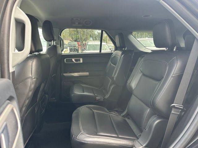Certified 2023 Ford Explorer XLT w/ Equipment Group 202A RWD image 13