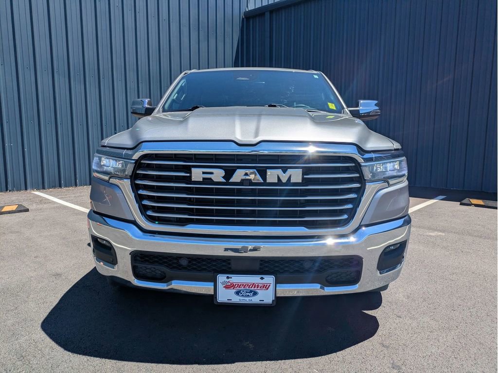 Used 2025 RAM 1500 Laramie AWD/4WD image 2