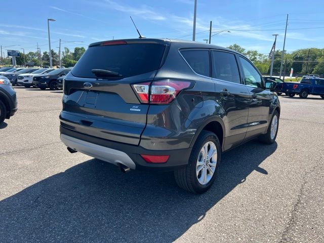 Certified 2017 Ford Escape SE FWD image 4