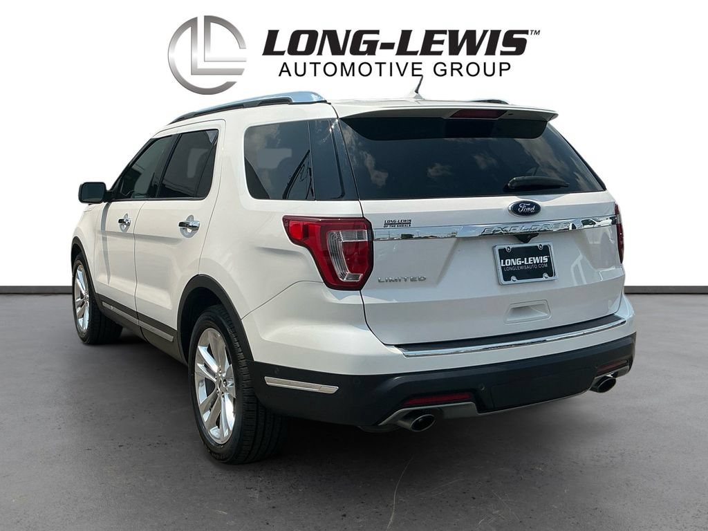 Certified 2018 Ford Explorer Limited w/ Equipment Group 301A FWD image 4