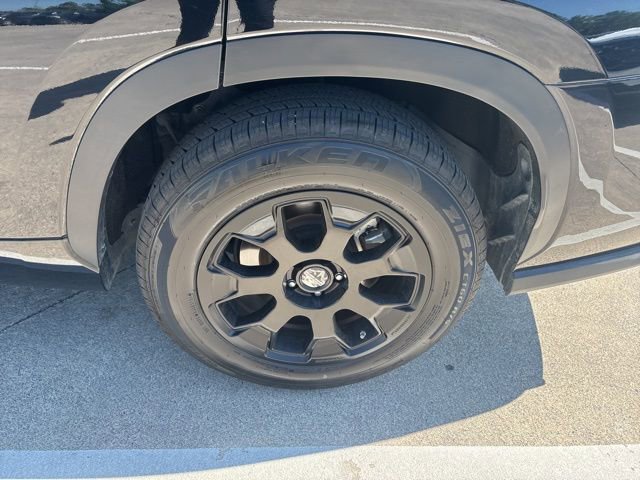 Used 2024 Toyota Highlander XLE image 10