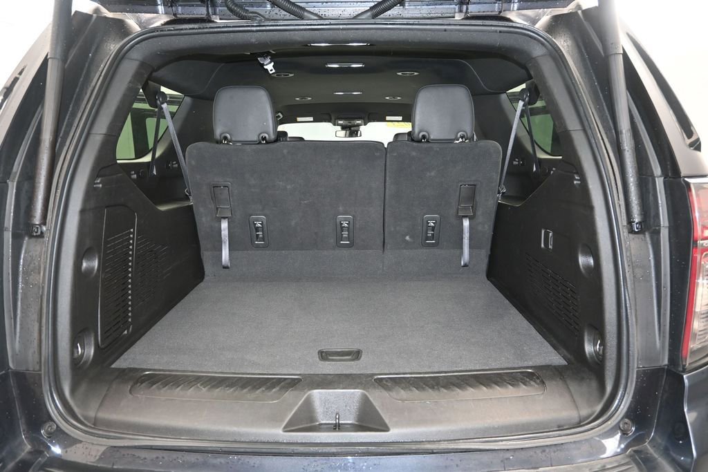 Used 2023 Chevrolet Suburban LT AWD/4WD image 11