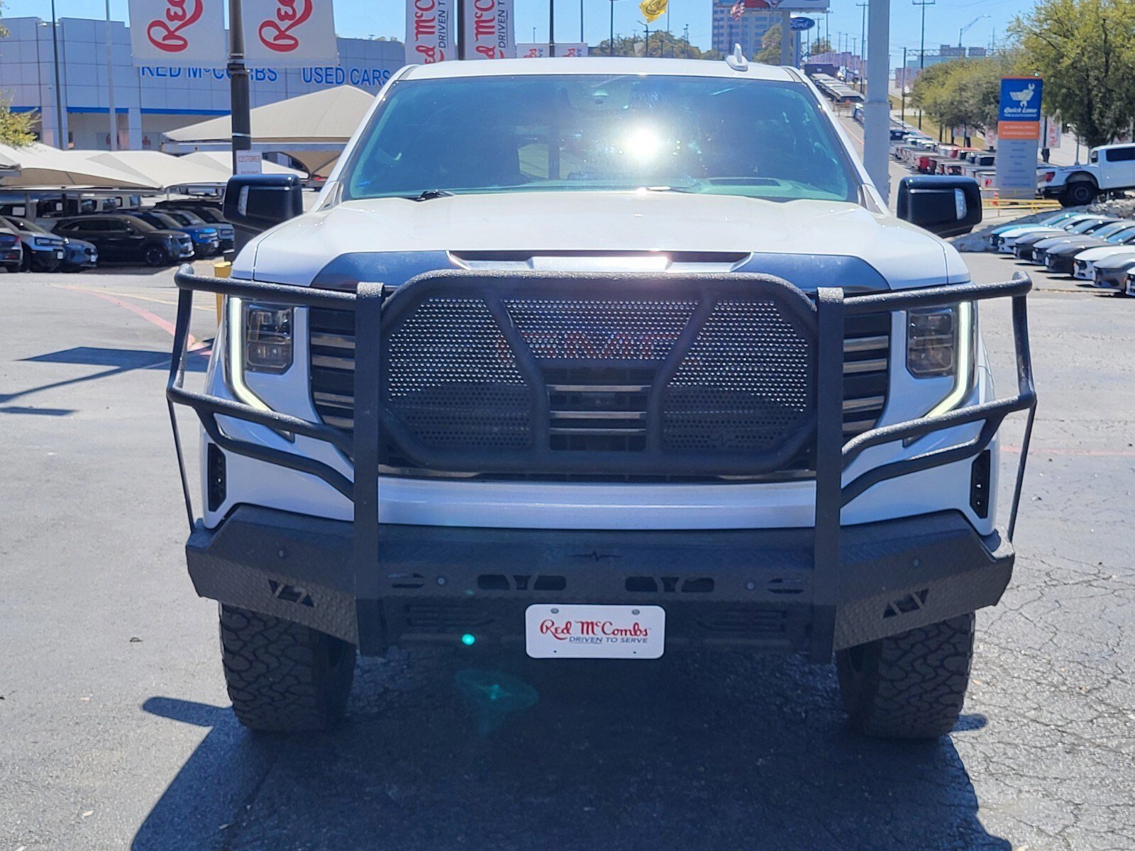 Used 2023 GMC Sierra 1500 AT4 w/ AT4 Premium Package image 8