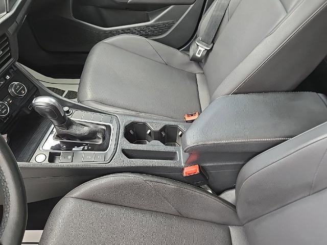Used 2020 Volkswagen Jetta SEL FWD image 29
