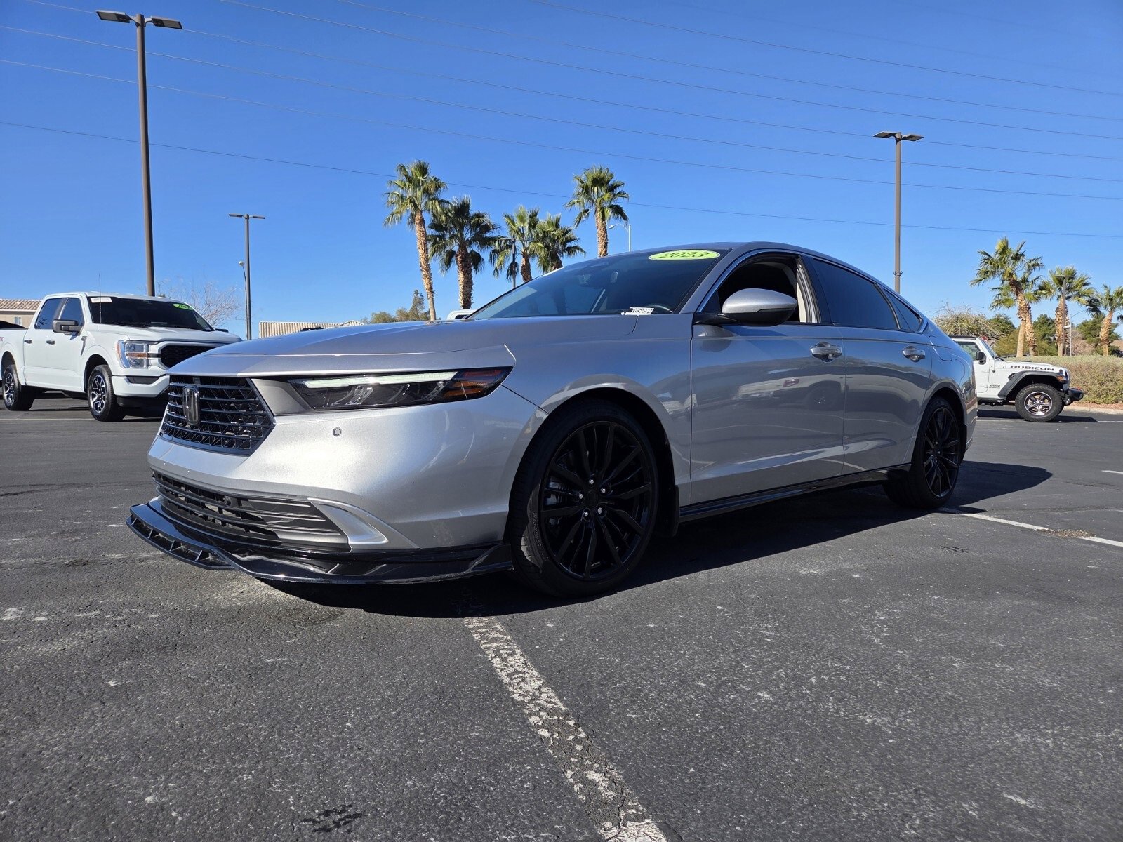 Used 2023 Honda Accord Touring video 2