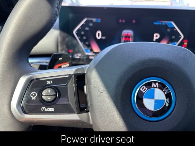Used 2026 BMW 550e xDrive AWD/4WD image 27