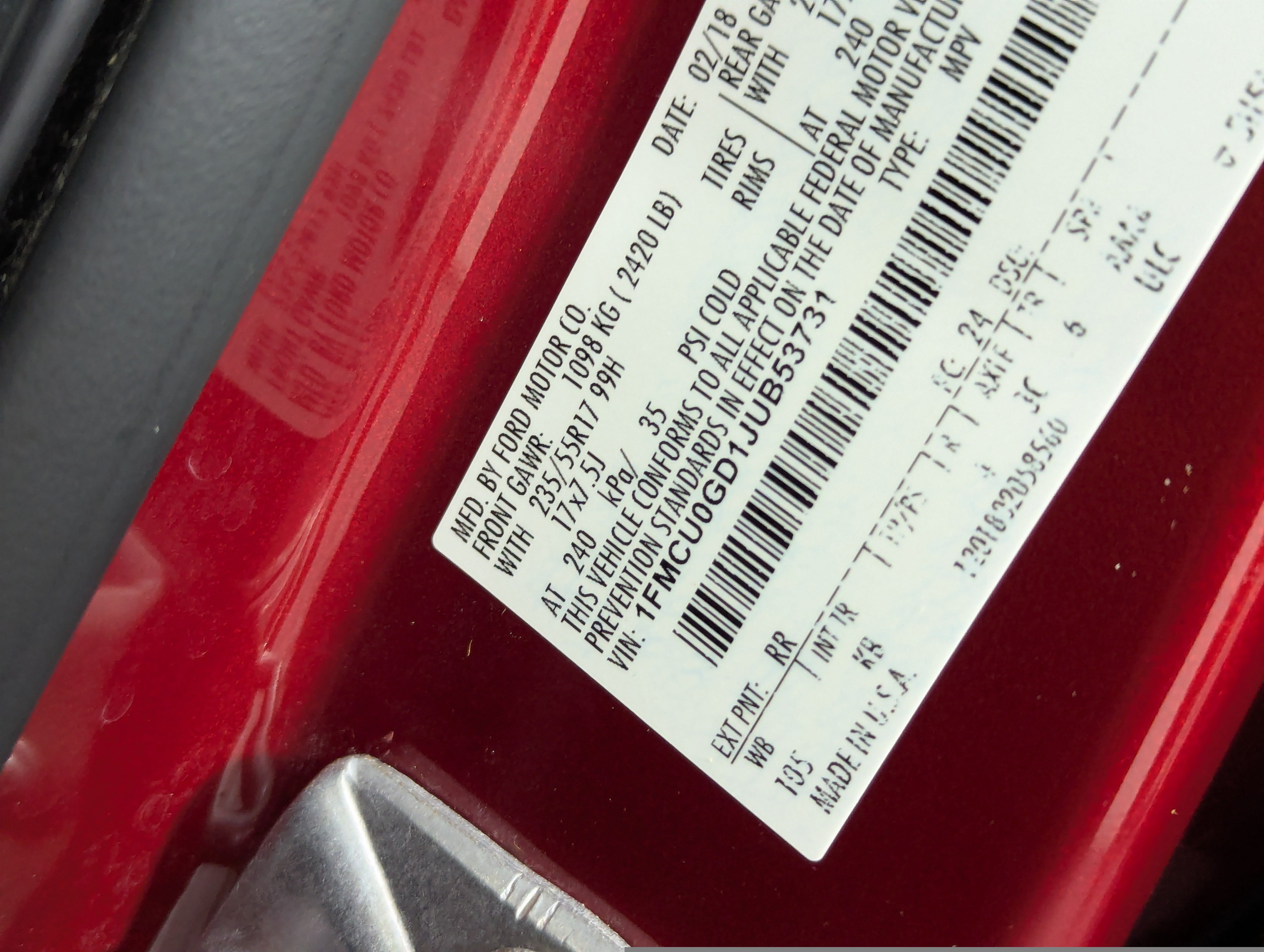 Certified 2018 Ford Escape SE FWD image 35
