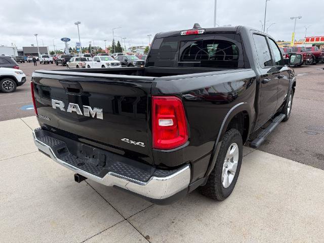 Used 2025 RAM 1500 Big Horn AWD/4WD image 7