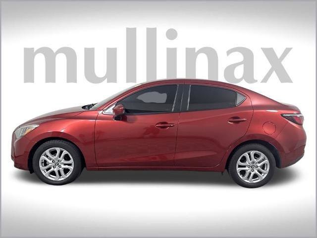 Used 2017 Toyota Yaris iA image 11