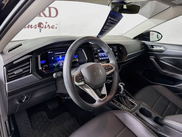 Used 2023 Volkswagen Jetta SE FWD image 11