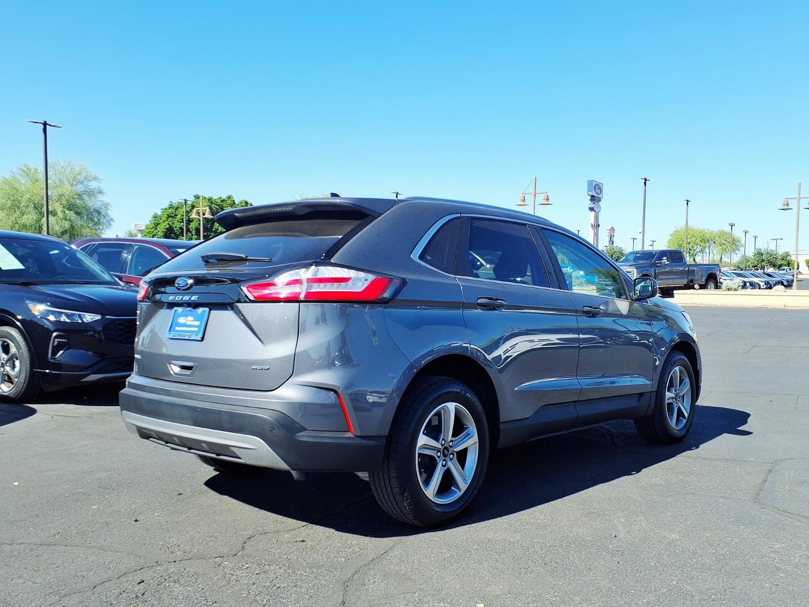 Certified 2023 Ford Edge SEL w/ Convenience Package AWD/4WD image 6