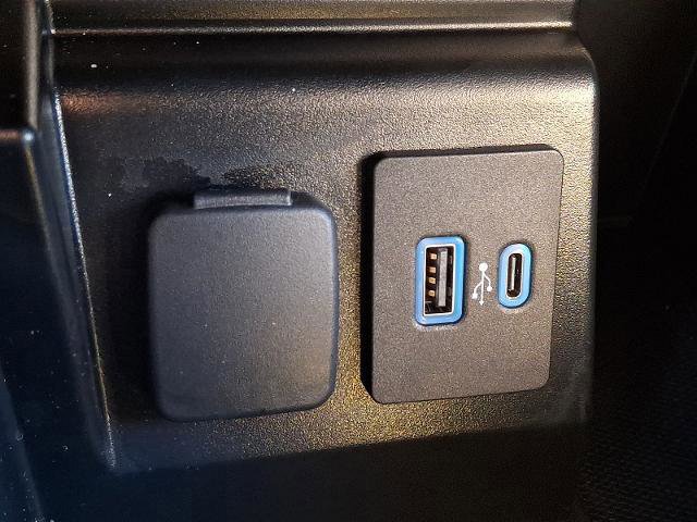 Certified 2020 Ford Explorer XLT w/ Equipment Group 202A image 24