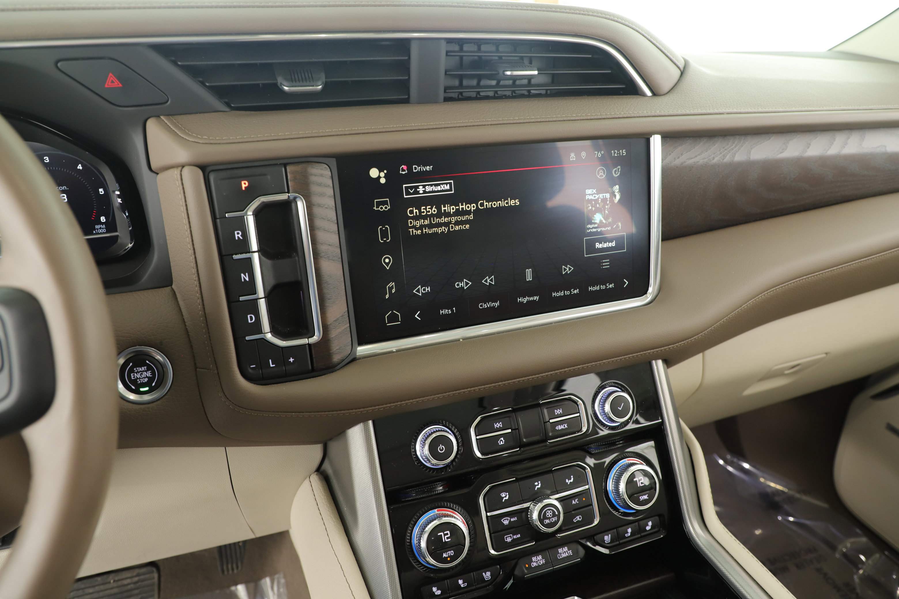 Used 2023 GMC Yukon Denali w/ Max Trailering Package image 14