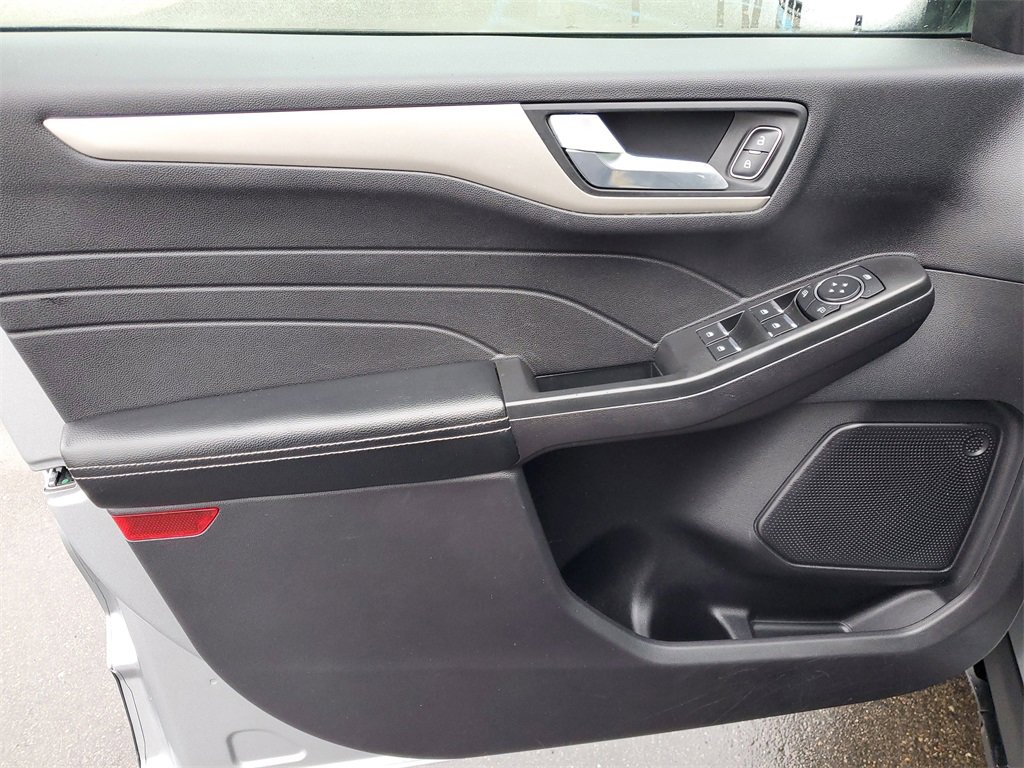 Certified 2022 Ford Escape SEL image 24