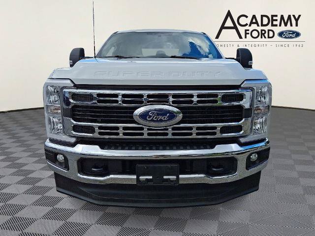 Certified 2025 Ford F250 XLT AWD/4WD image 2