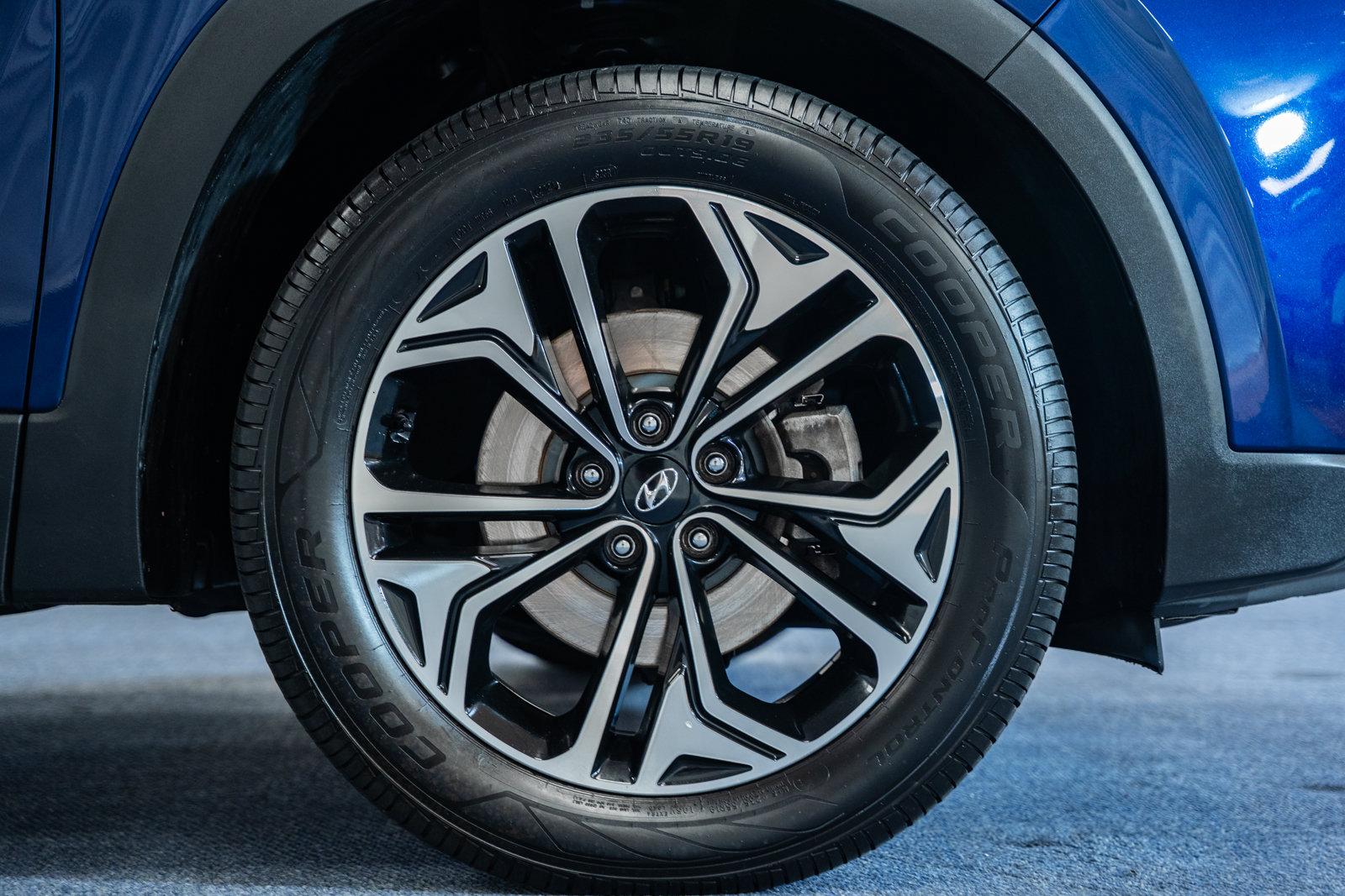 Used 2019 Hyundai Santa Fe AWD image 13