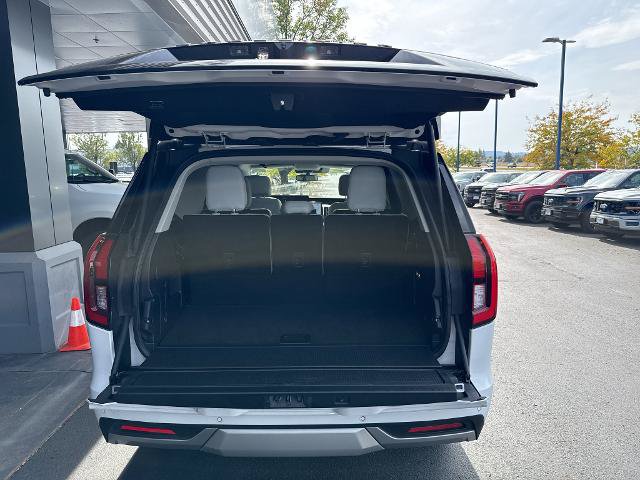 Certified 2025 Ford Expedition Platinum w/ Driver's Package AWD/4WD image 6