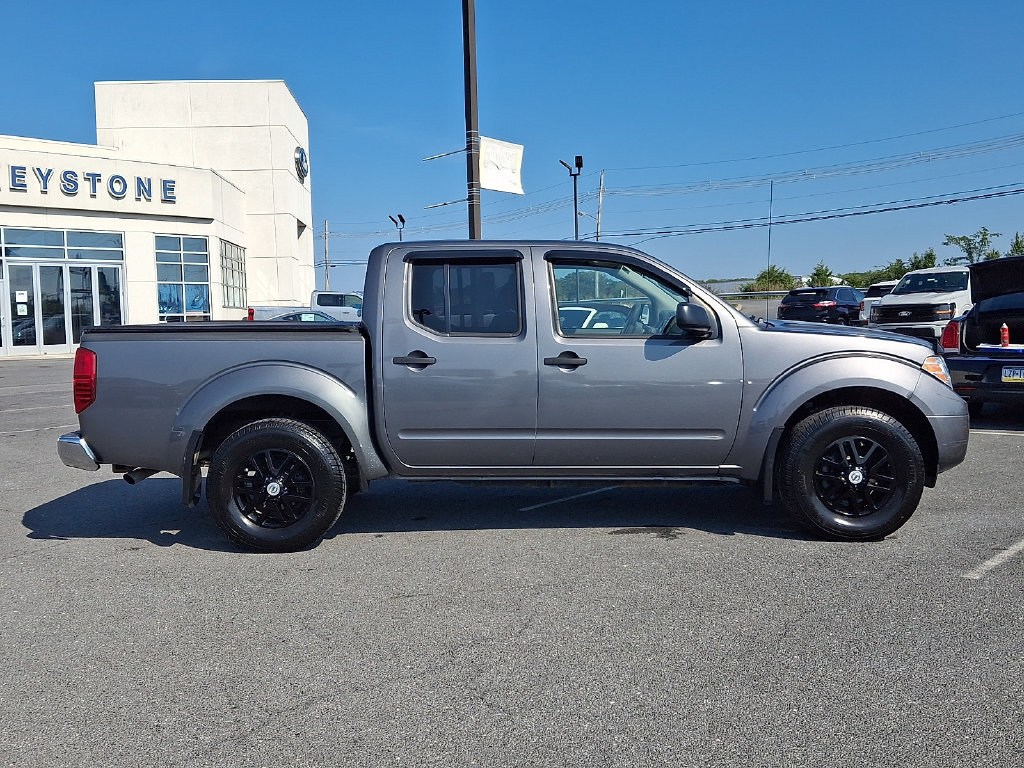 Used 2019 Nissan Frontier SV AWD/4WD image 7