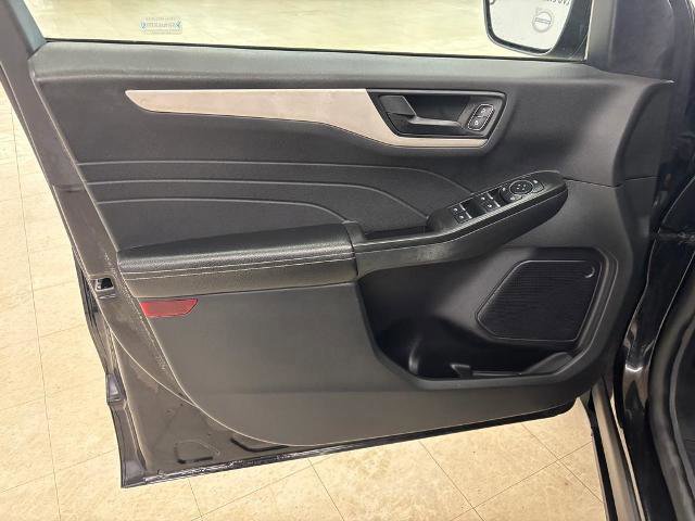 Certified 2022 Ford Escape SE w/ Convenience Package image 10