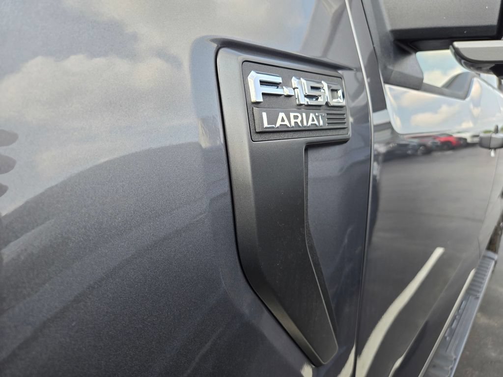 Certified 2022 Ford F150 Lariat w/ Equipment Group 502A High AWD/4WD image 4