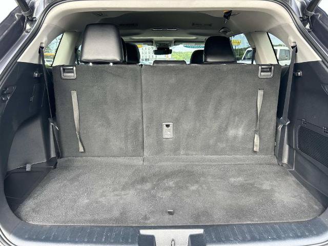 Used 2022 Toyota Highlander XLE AWD/4WD image 20
